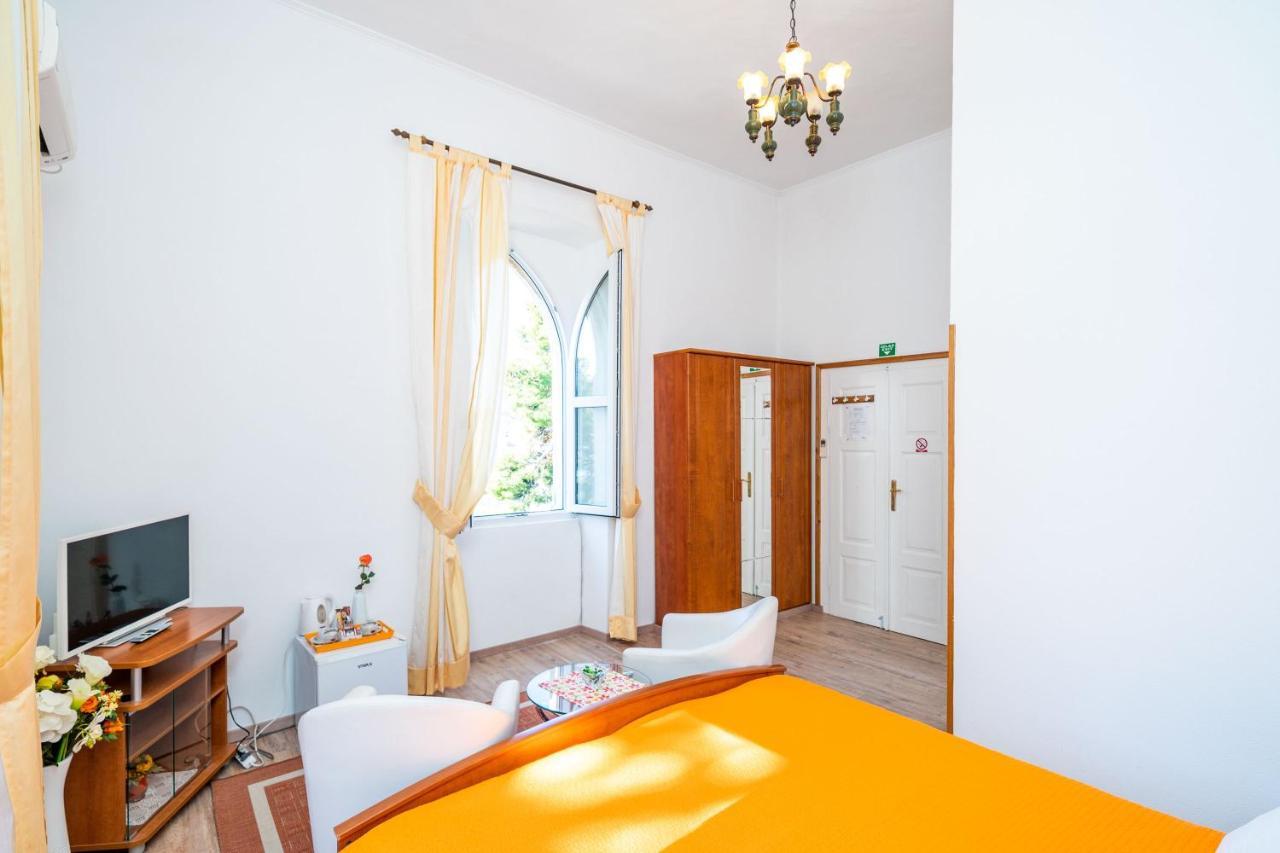 Hotel House Boninovo (Adults Only) Ragusa Esterno foto